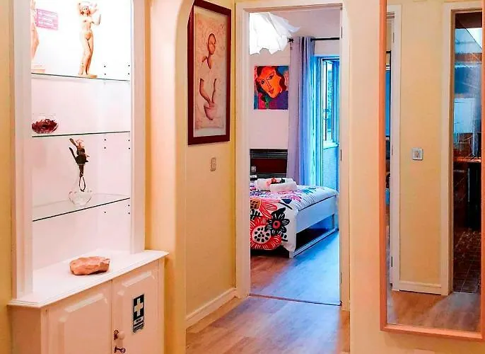 Famille Au Coeur De Lisbonne * Lisbon