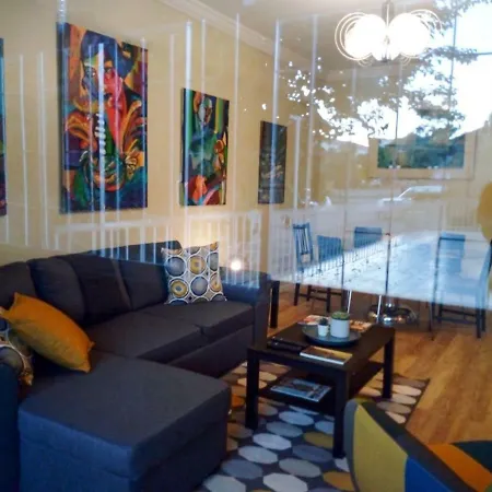 Apartment Famille Au Coeur De Lisbonne *