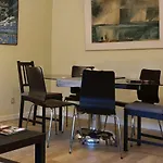 Famille Au Coeur De Lisbonne *