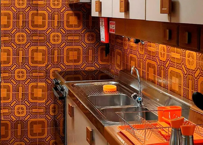 Famille Au Coeur De Lisbonne Apartamento *